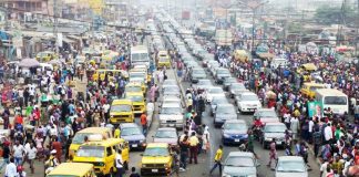 Traffic-jams-and-Human-transport-business-opportunities-in-Africa.jpg